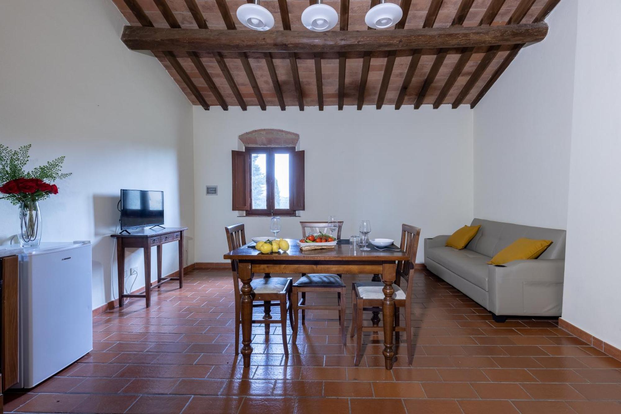 Residence Montevecchio Монтополі-ін-Валь-д'Арно Екстер'єр фото