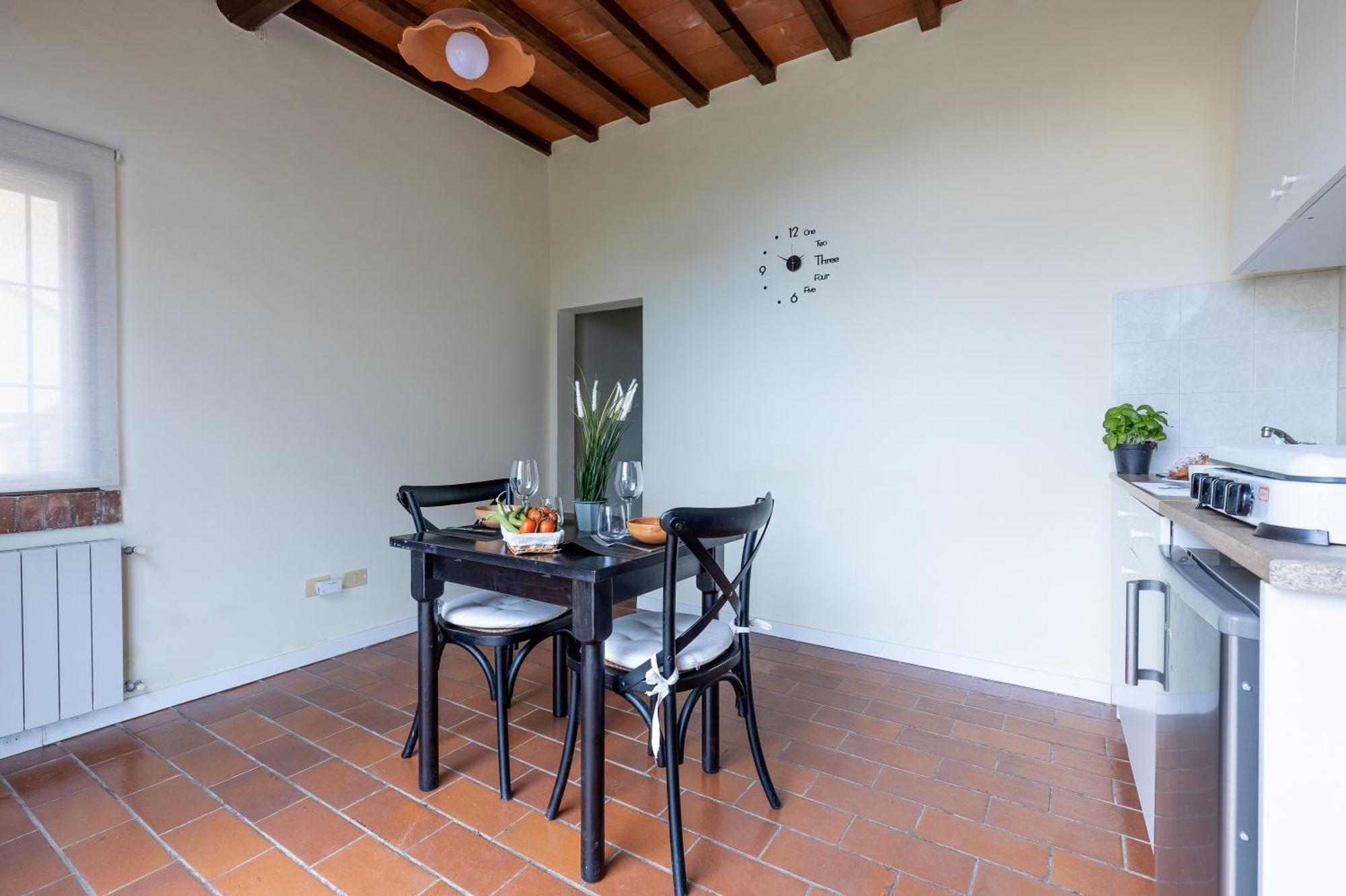 Residence Montevecchio Монтополі-ін-Валь-д'Арно Екстер'єр фото