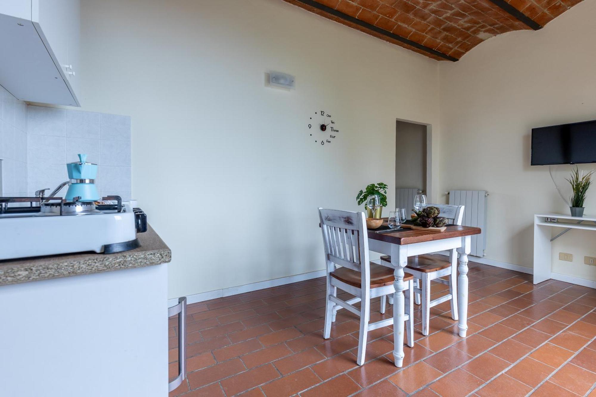 Residence Montevecchio Монтополі-ін-Валь-д'Арно Екстер'єр фото