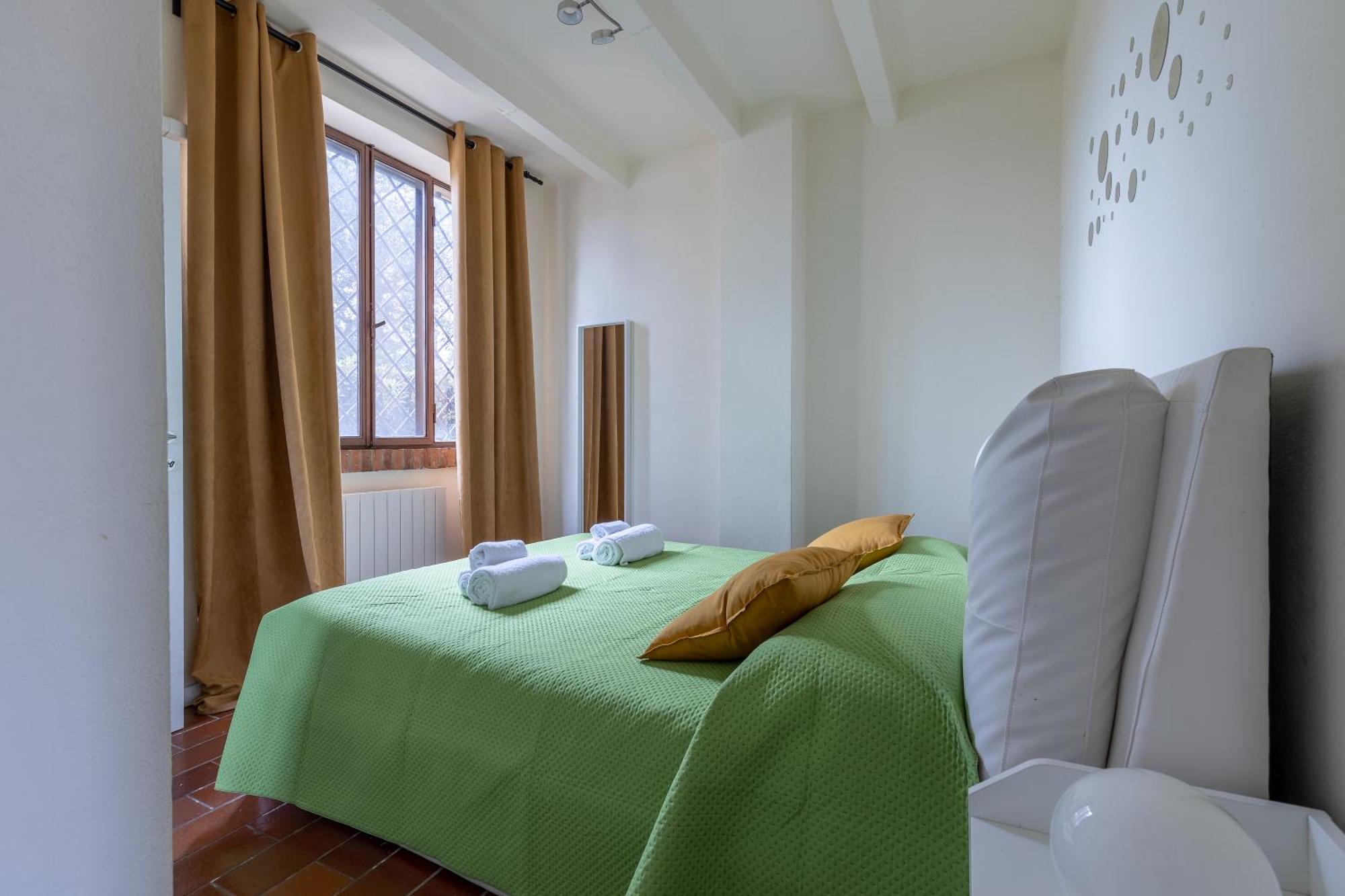 Residence Montevecchio Монтополі-ін-Валь-д'Арно Екстер'єр фото